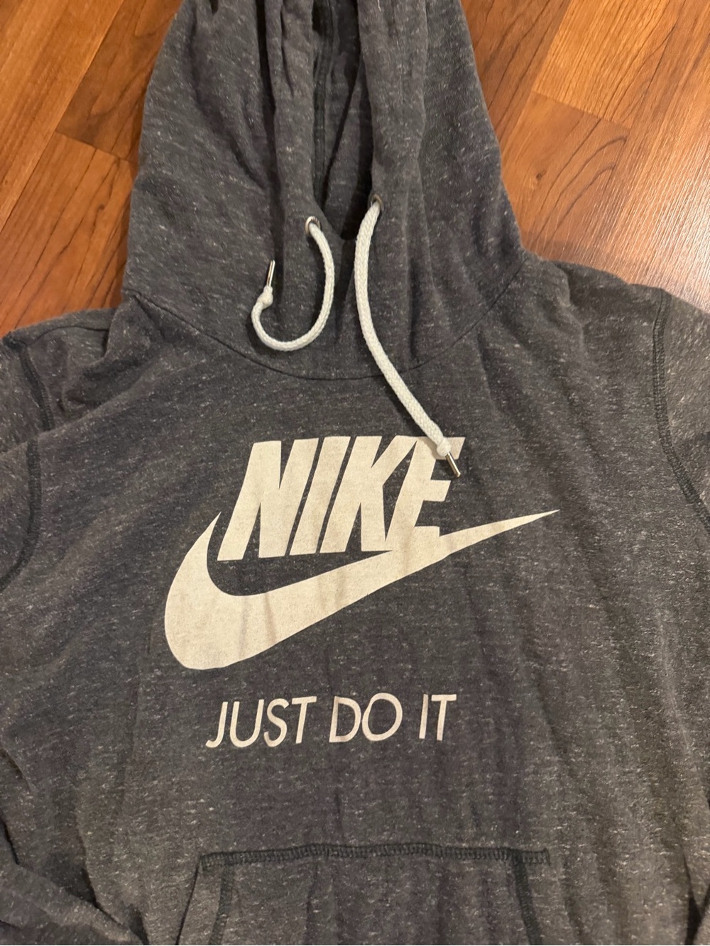 Nike Lightweight Pullover Hoodie in a heathered charcoal/dark gray size XL - Picture 4 of 11